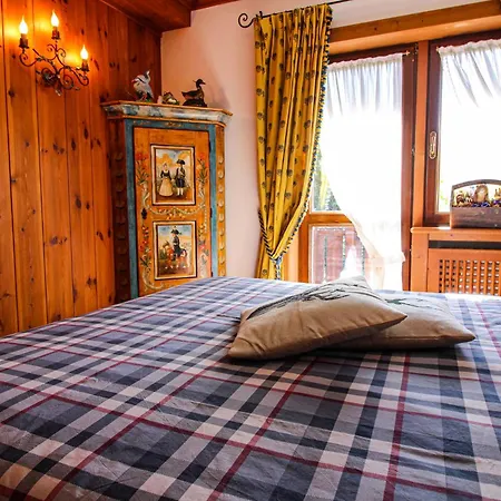 Appartamento Cortina Wood - A Short Walk From The Center